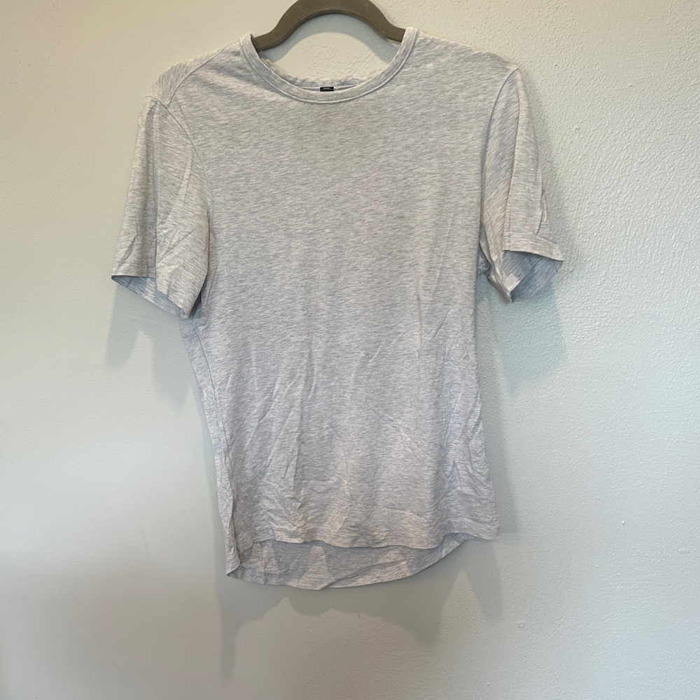 lululemon athletica Light Gray Short Sleeve Crewneck Tee